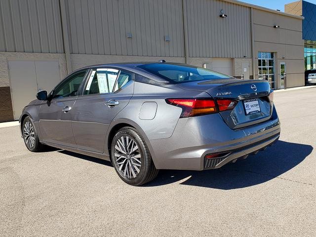 Used 2023 Nissan Altima 2.5 SV image 7