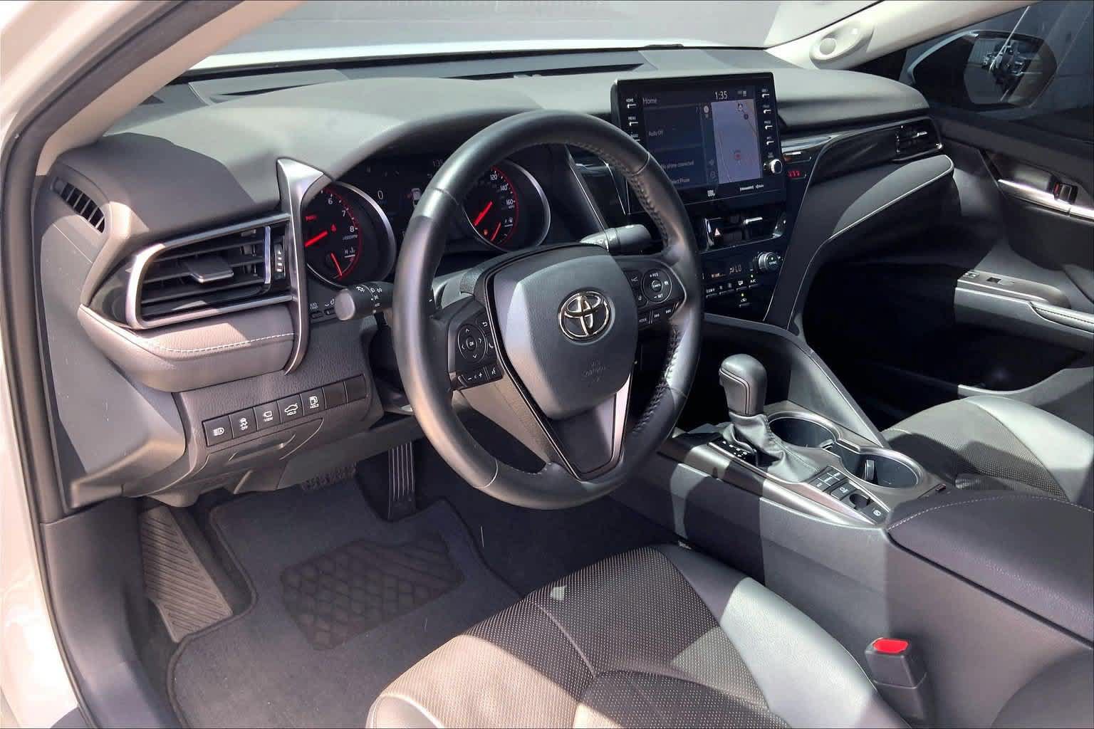 Used 2023 Toyota Camry XSE FWD image 2
