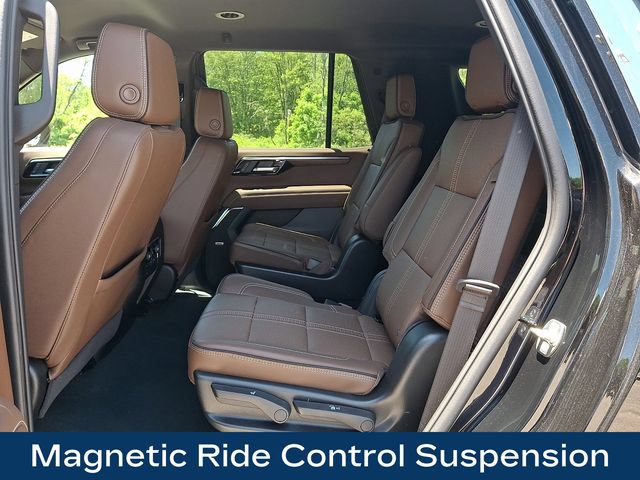 Used 2025 Chevrolet Tahoe High Country AWD/4WD image 22