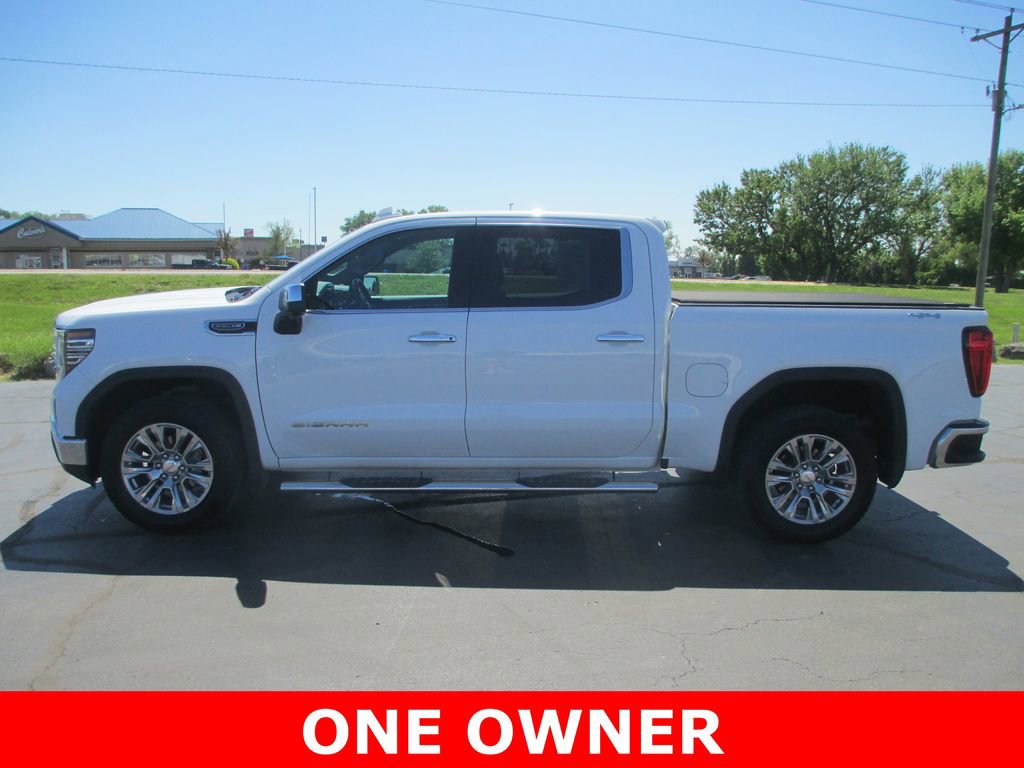 Used 2022 GMC Sierra 1500 SLT AWD/4WD image 9