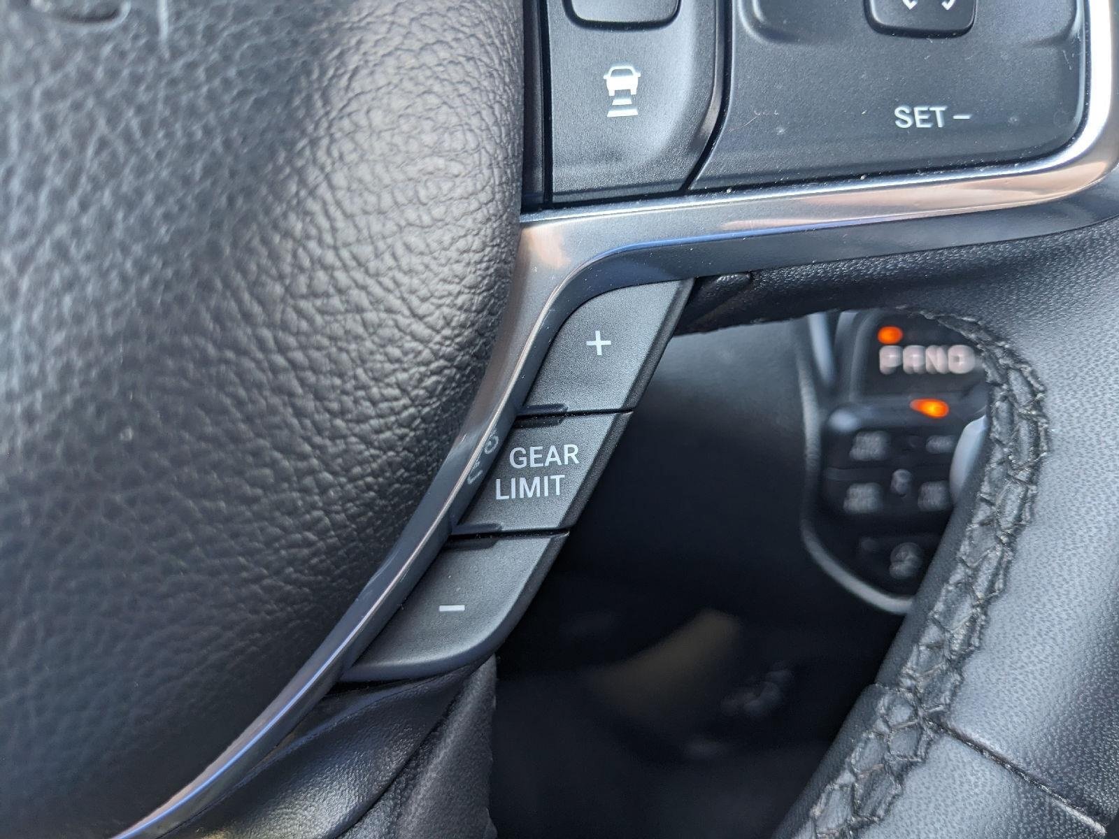 Used 2025 RAM 1500 Laramie AWD/4WD image 19