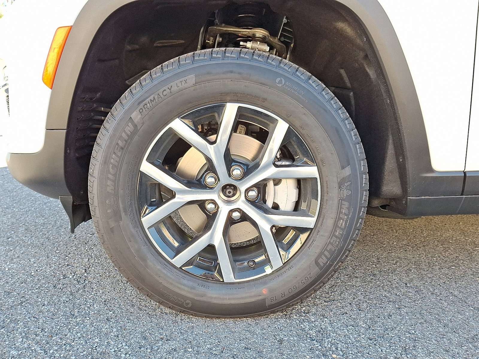 New 2025 Jeep Grand Cherokee Limited w/ Trailer Tow Package image 4