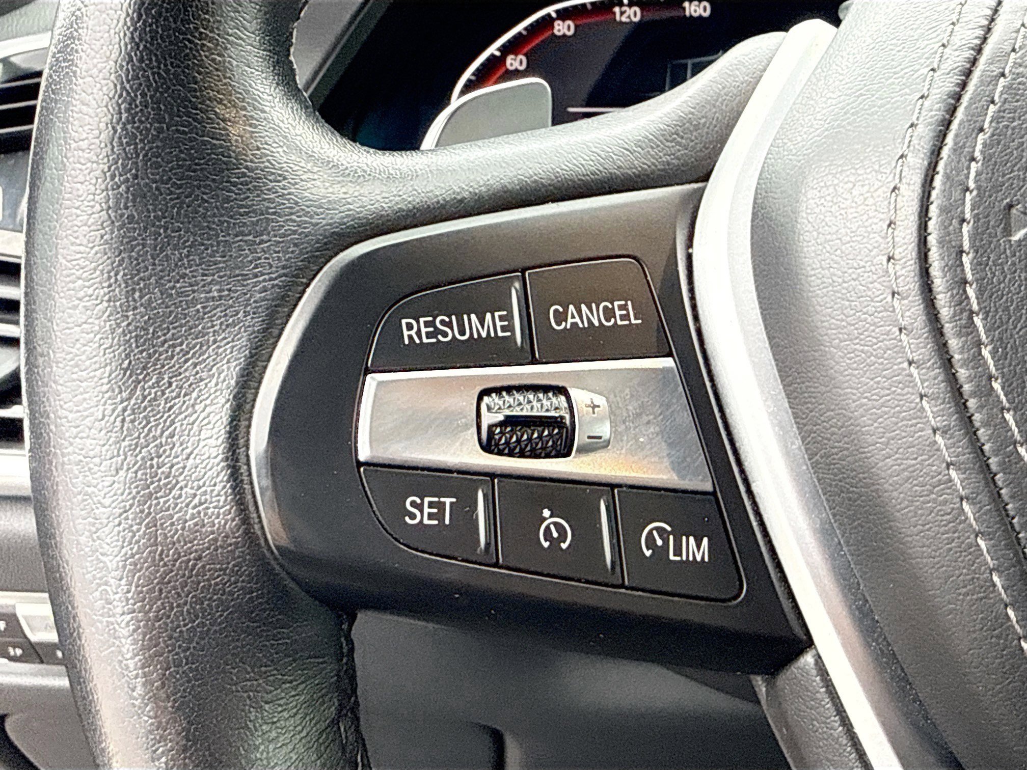 Used 2022 BMW X5 xDrive40i AWD/4WD image 38