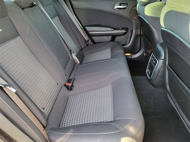 Used 2019 Dodge Charger SXT w/ Driver Confidence Group image 20