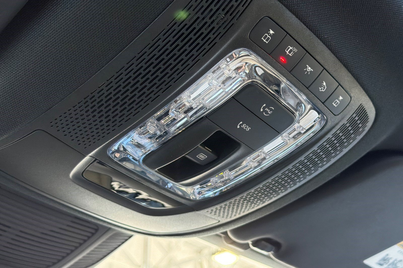 Used 2023 Mercedes-Benz GLS 450 4MATIC image 25