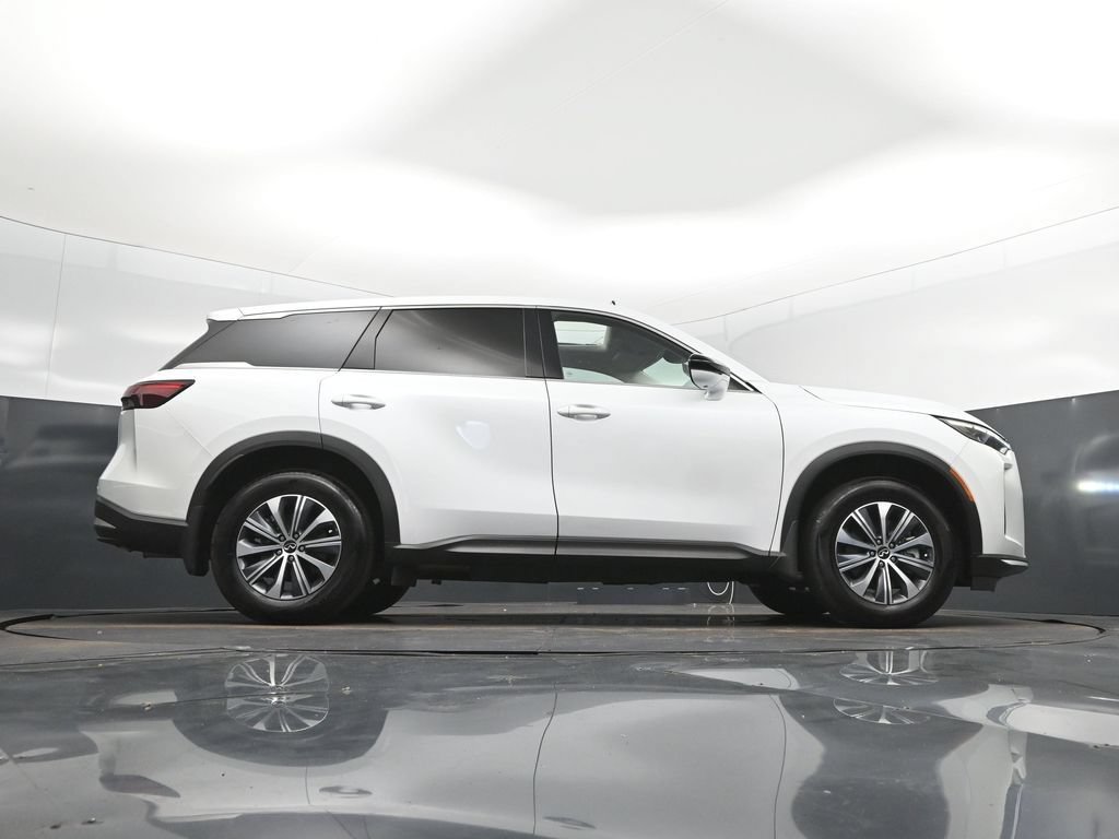 Certified 2026 INFINITI QX60 Pure w/ Cargo Package FWD image 44