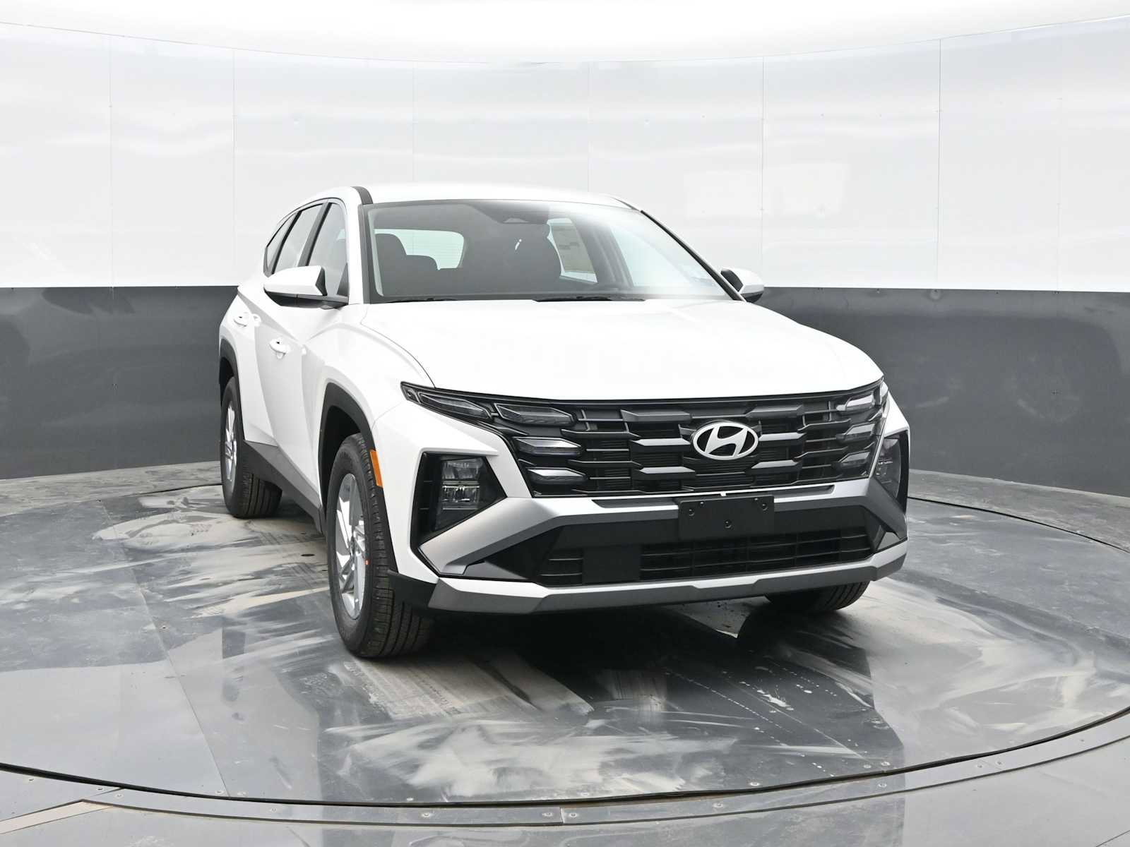 New 2026 Hyundai Tucson SE image 2