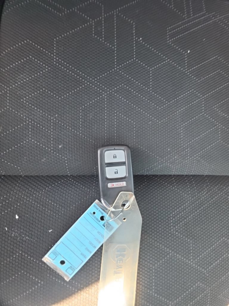 Used 2015 Honda Fit EX image 33