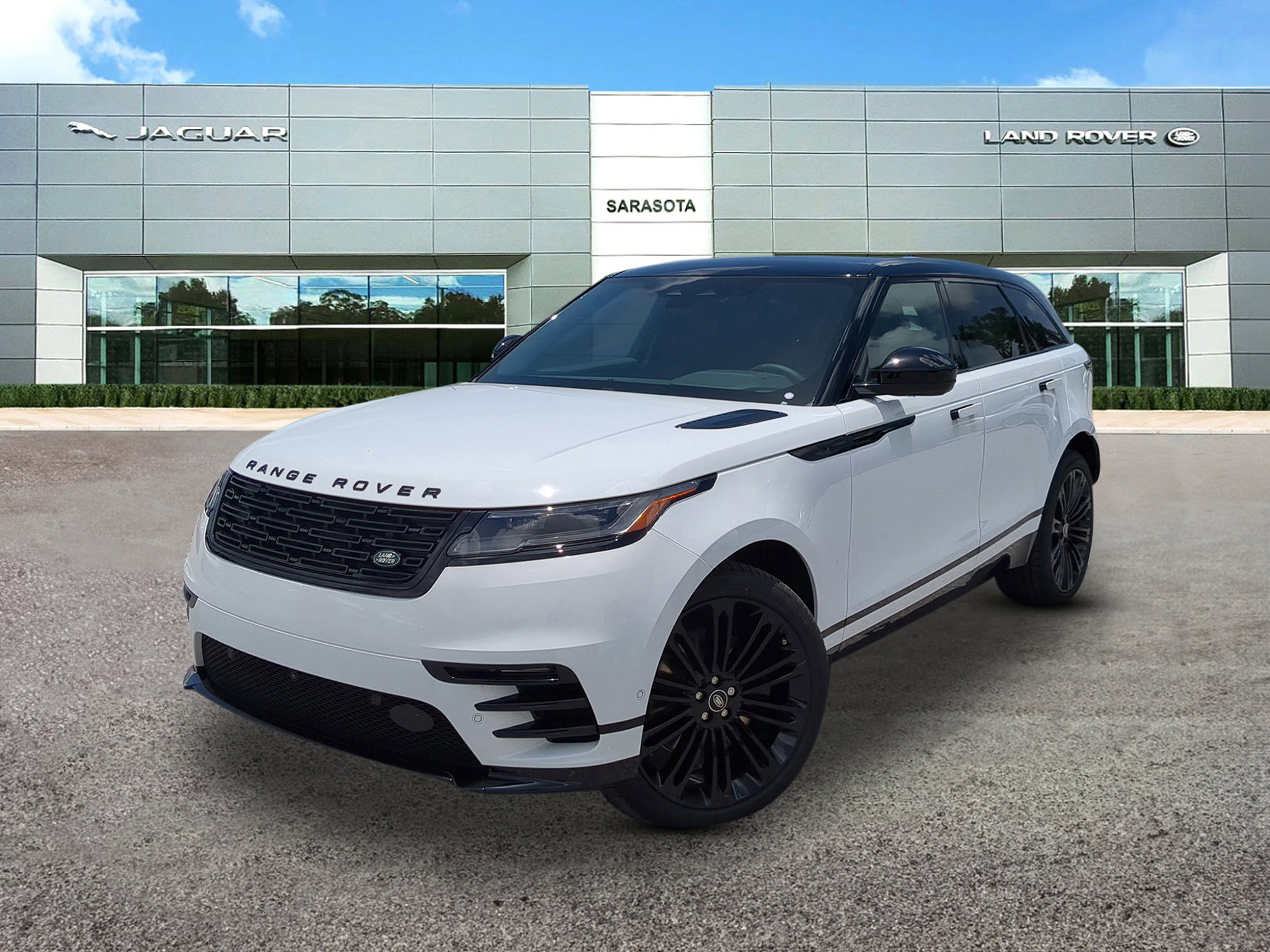 New 2026 Land Rover Range Rover Velar Dynamic SE 360° Tour