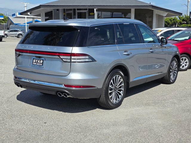 Used 2022 Lincoln Aviator Reserve image 4