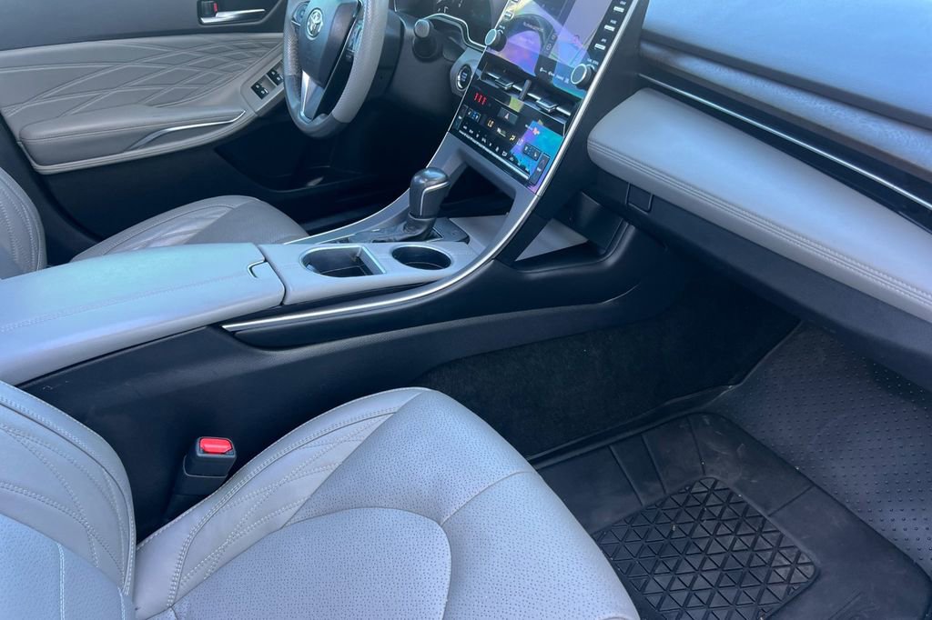 Certified 2022 Toyota Avalon Limited w/ Advanced Safety Package image 17