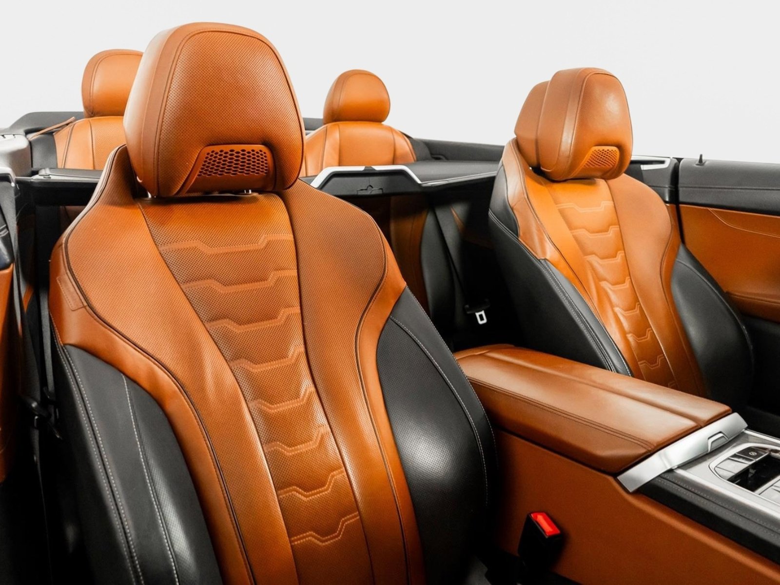 Used 2020 BMW 840i xDrive 840i xDrive Convertible w/ M Sport Package image 28