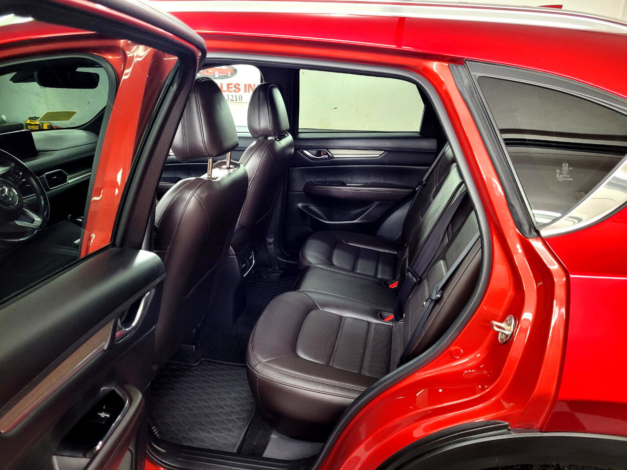 Used 2020 MAZDA CX-5 Signature image 9