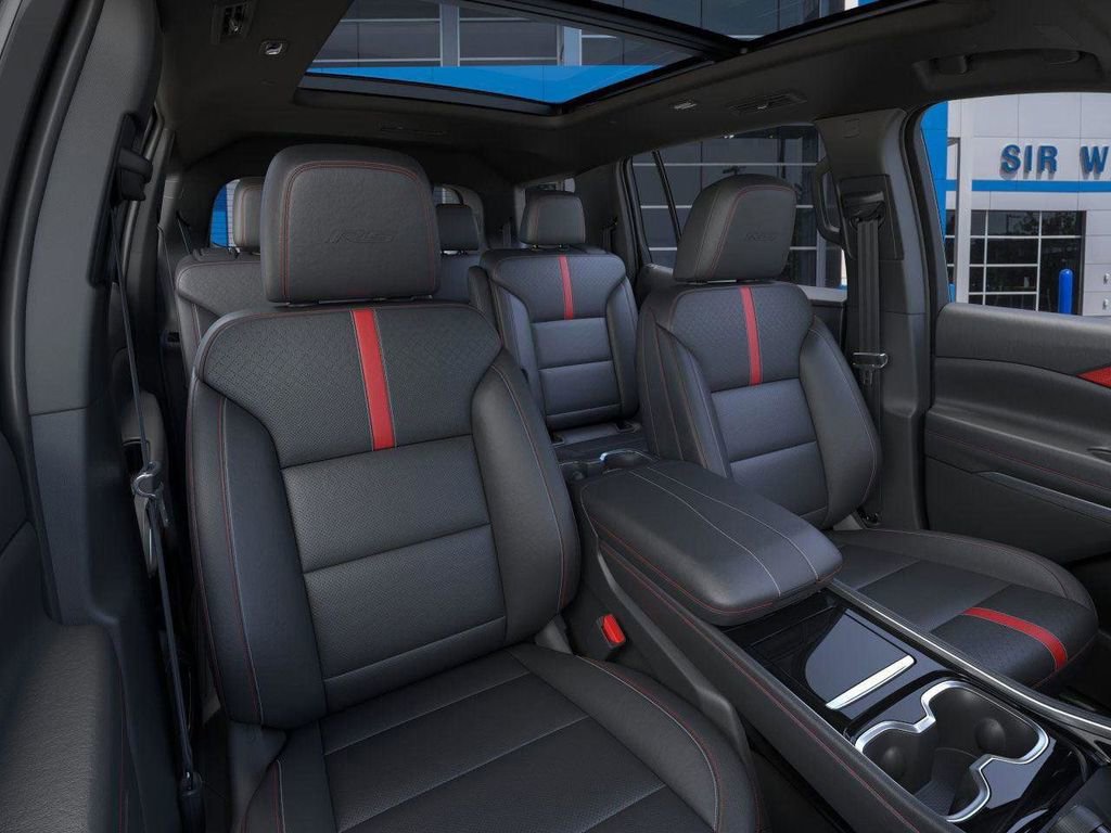 Used 2026 Chevrolet Traverse RS image 17
