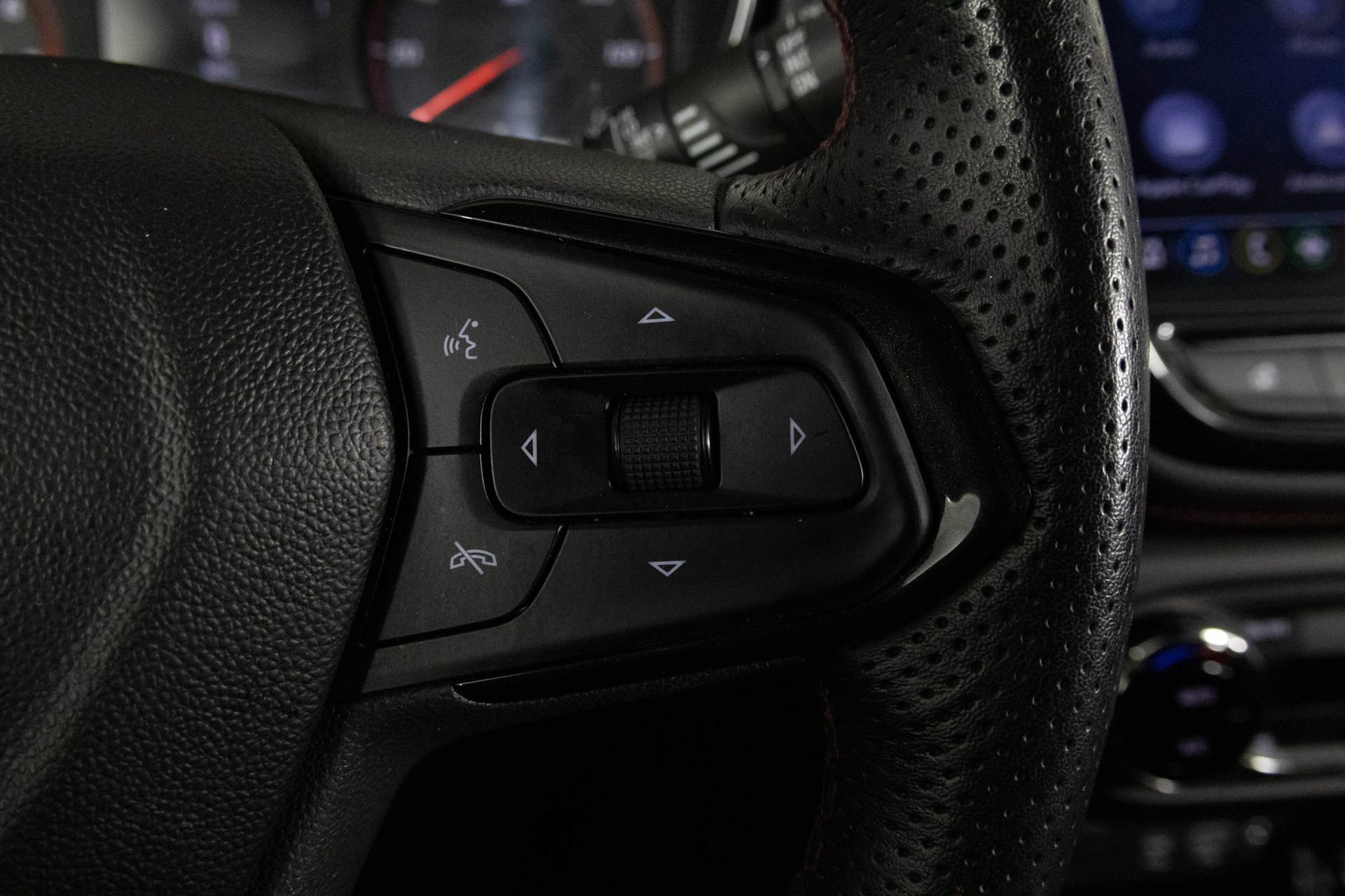 Used 2023 Chevrolet TrailBlazer RS w/ Convenience Package image 30