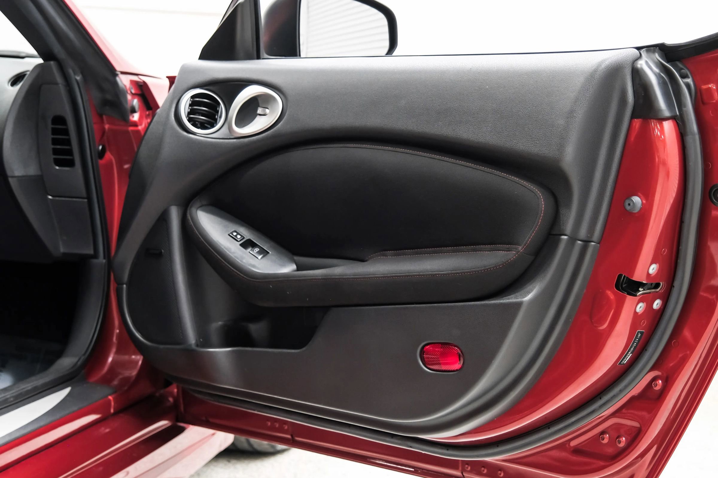 Used 2013 Nissan 370Z NISMO w/ Bose Pkg image 36