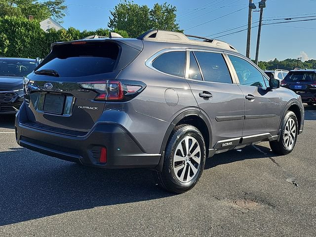 Used 2022 Subaru Outback Premium AWD/4WD image 6