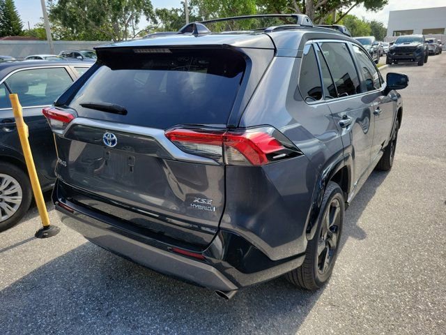 Used 2021 Toyota RAV4 XSE w/ XSE Grade Weather Package AWD/4WD image 6