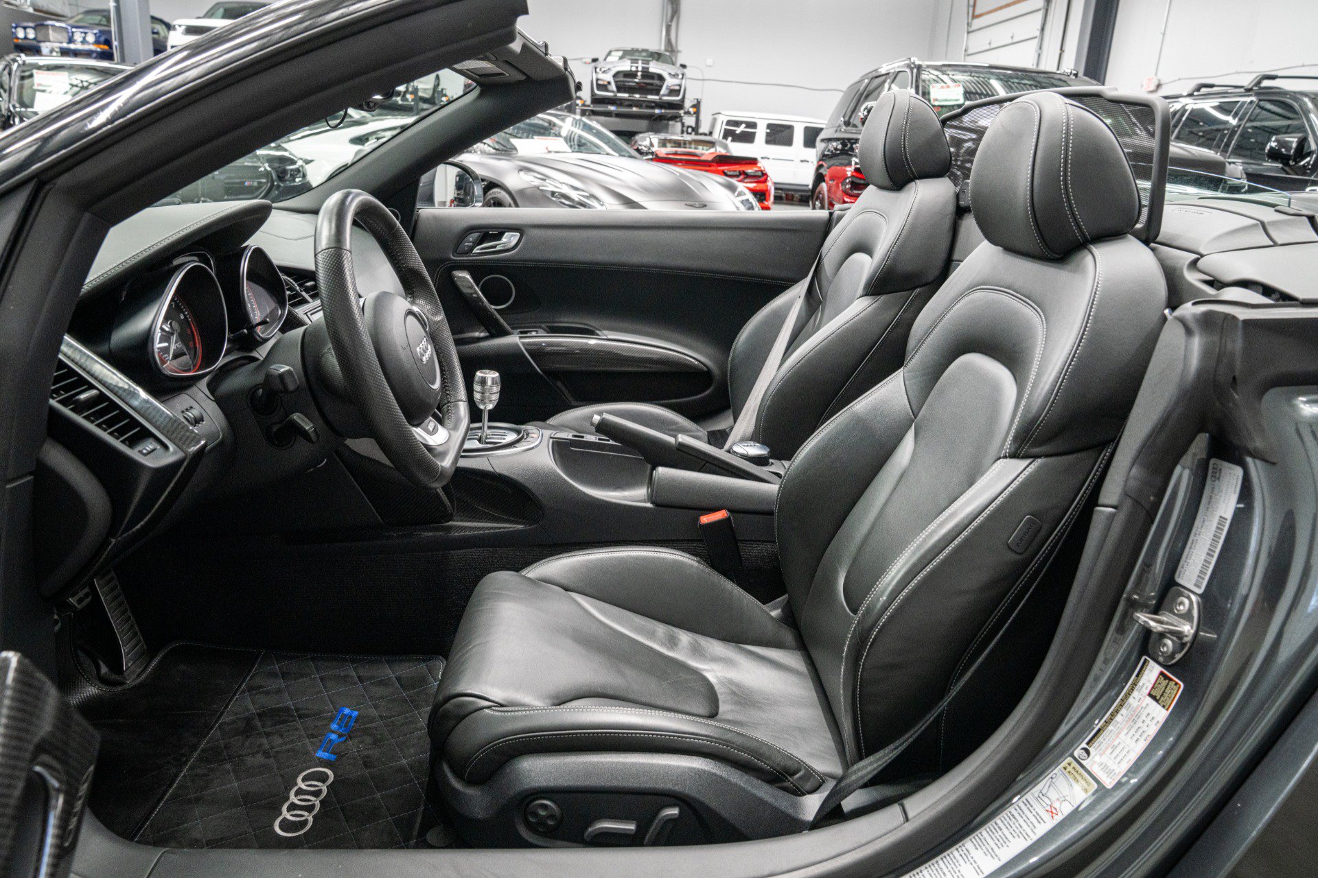Used 2012 Audi R8 V10 AWD/4WD image 30