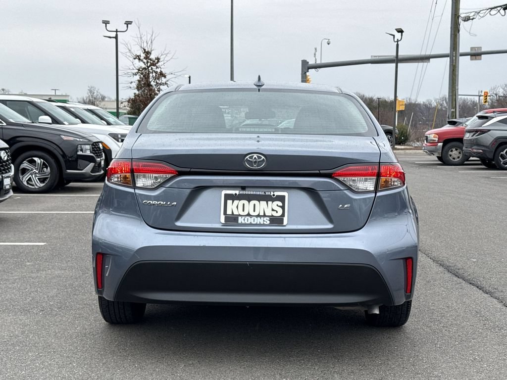 Used 2024 Toyota Corolla LE FWD image 5