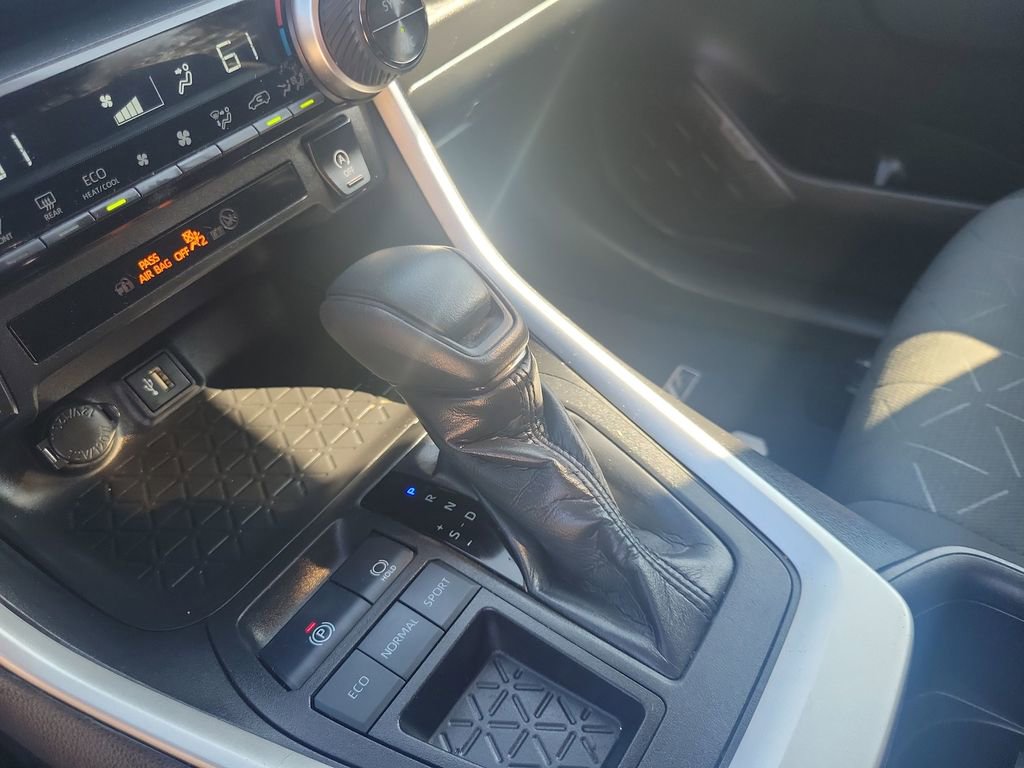 Certified 2023 Toyota RAV4 XLE image 27