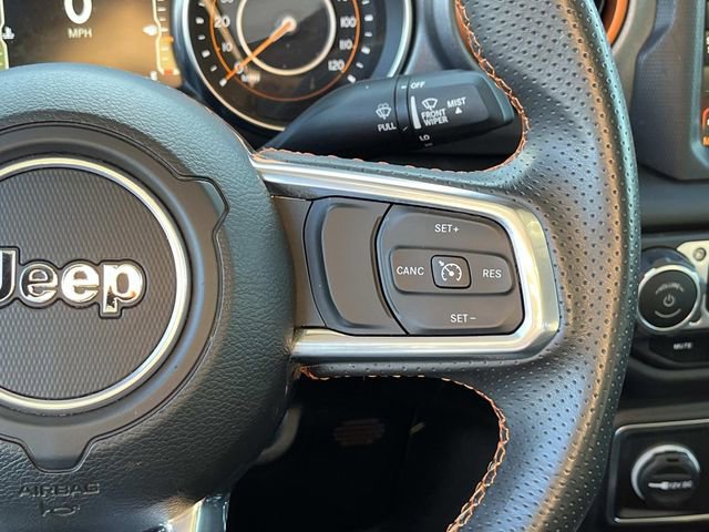 Used 2023 Jeep Gladiator Mojave w/ Safety Group AWD/4WD image 30