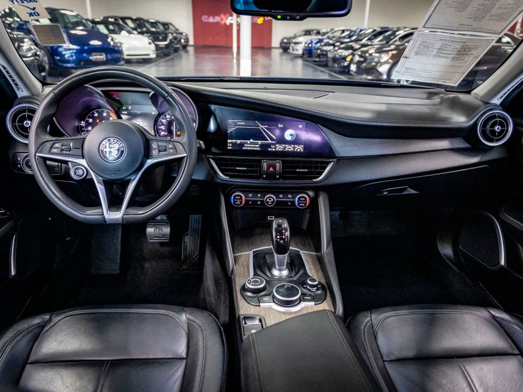 Used 2018 Alfa Romeo Giulia Ti w/ TI Leather Package RWD image 25