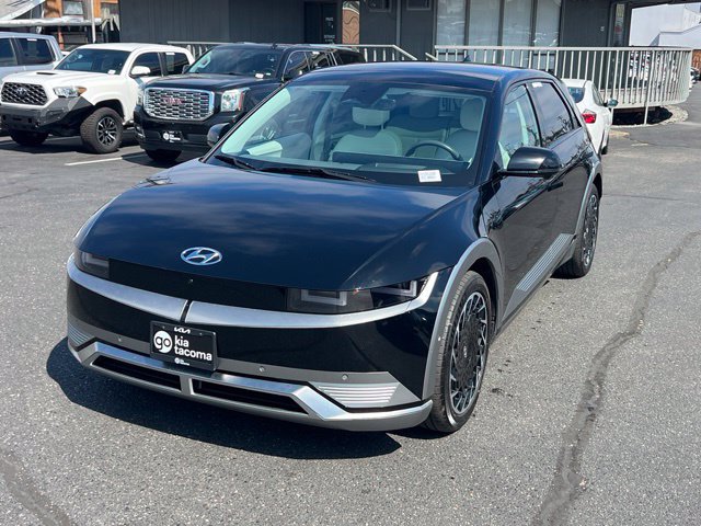 Used 2023 Hyundai Ioniq 5 Limited w/ Cargo Package AWD/4WD image 3