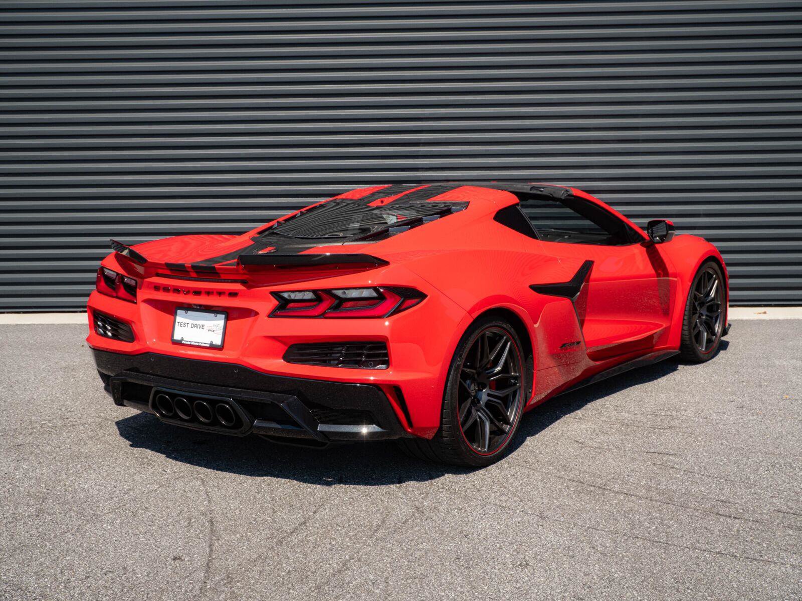 Used 2024 Chevrolet Corvette Z06 RWD image 21
