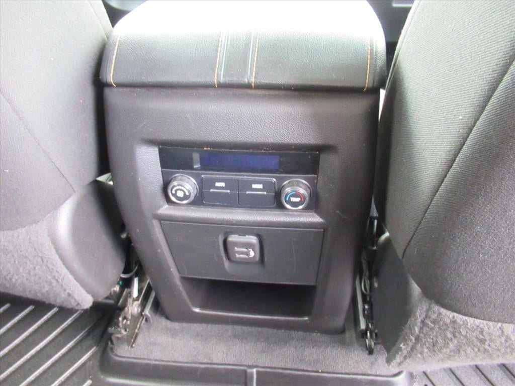 Used 2021 Chevrolet Traverse LS FWD image 29