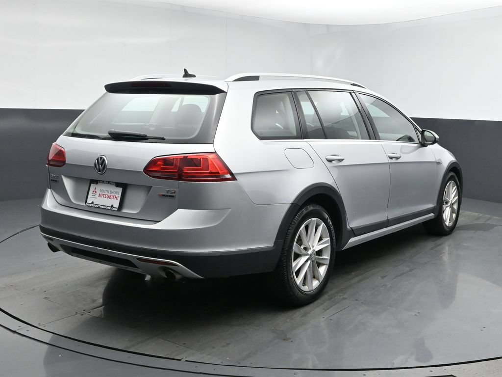 Used 2017 Volkswagen Golf Alltrack S AWD/4WD image 18