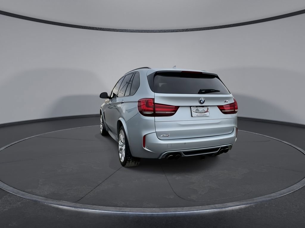 Used 2016 BMW X5 M image 7