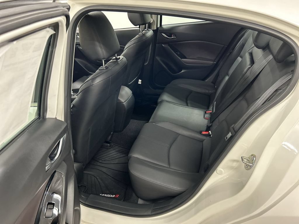 Used 2017 MAZDA MAZDA3 Grand Touring FWD image 20