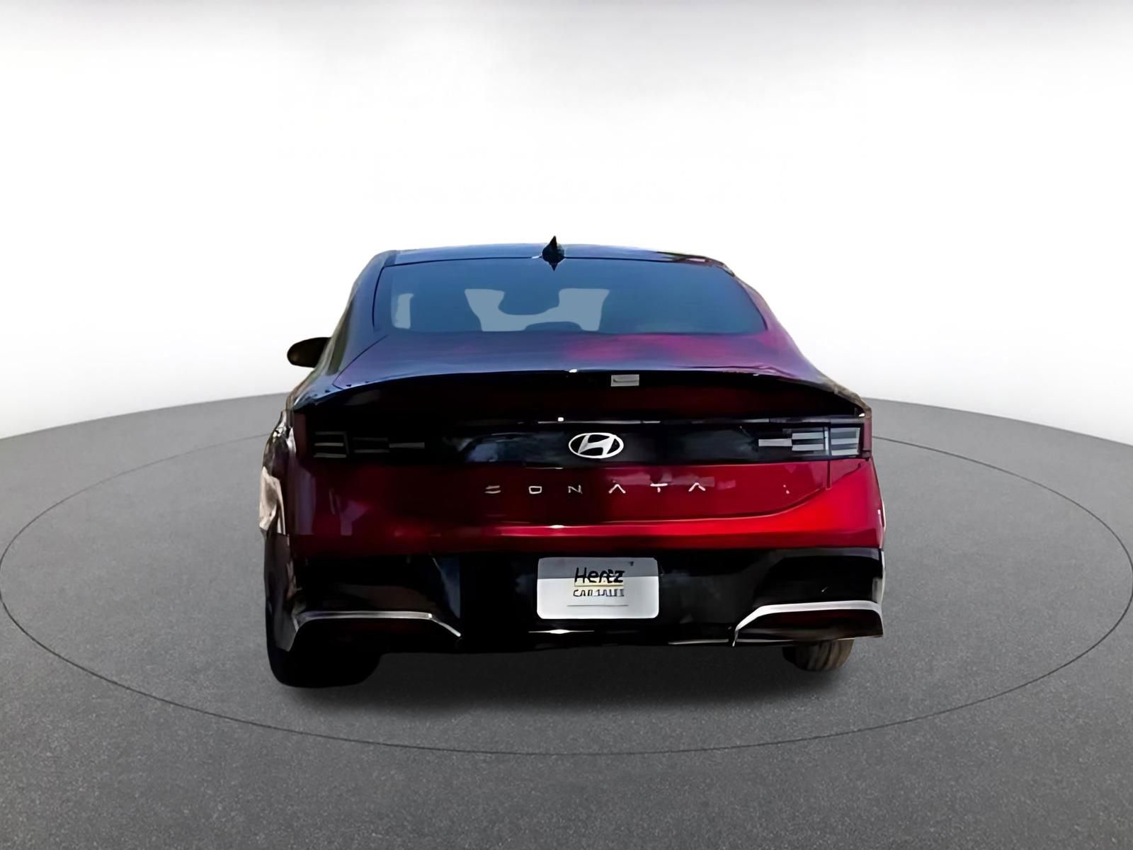 Used 2025 Hyundai Sonata SEL FWD image 10