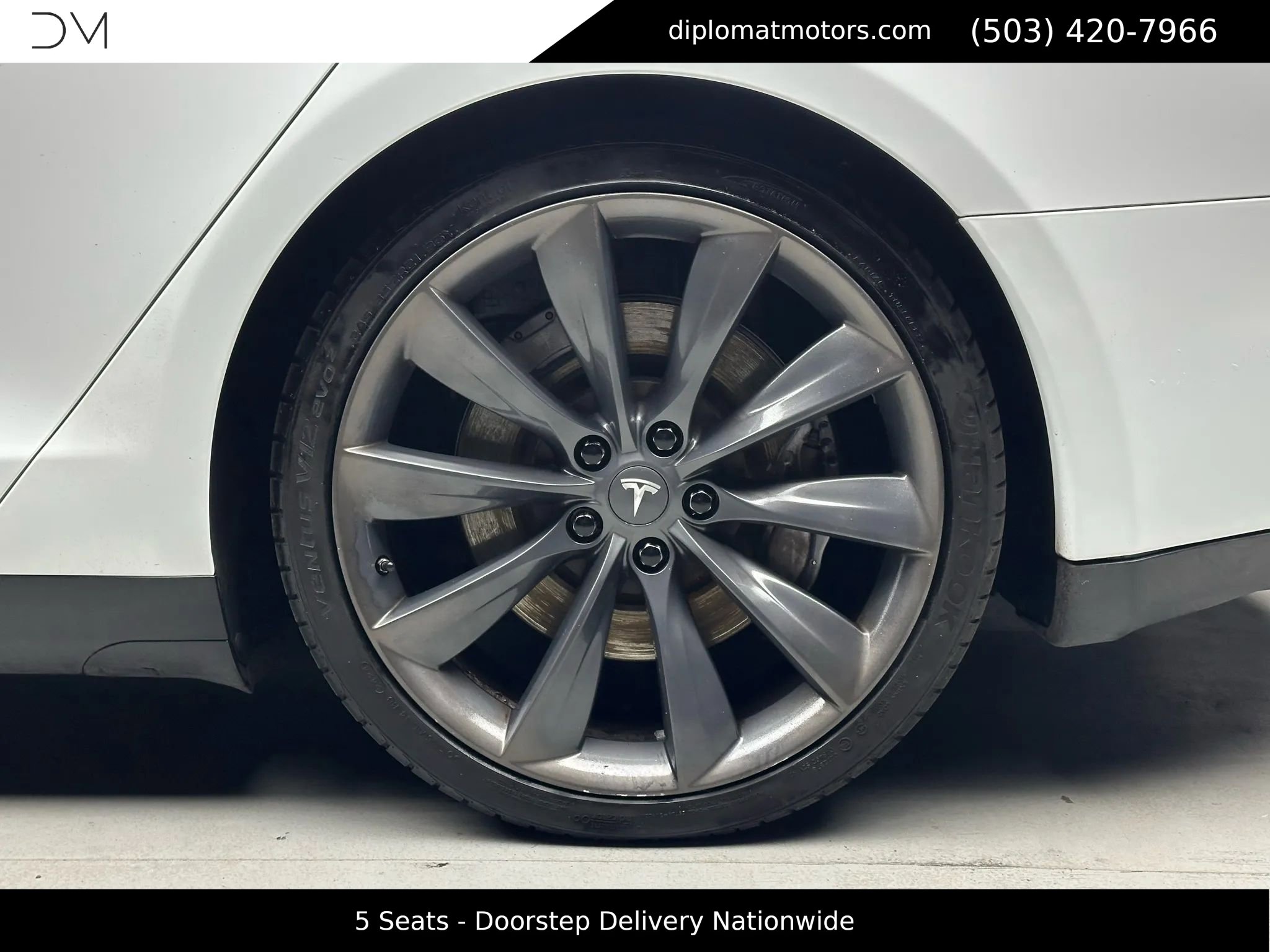 Used 2013 Tesla Model S Performance image 36