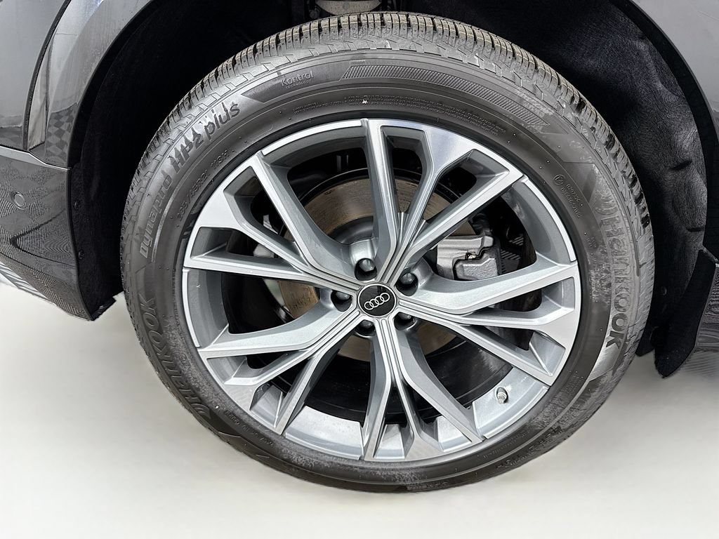 Used 2026 Audi Q8 Premium Plus w/ Premium Plus Package AWD/4WD image 32