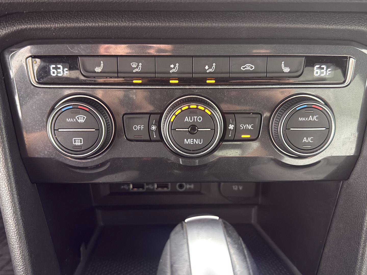 Used 2019 Volkswagen Tiguan S FWD image 16