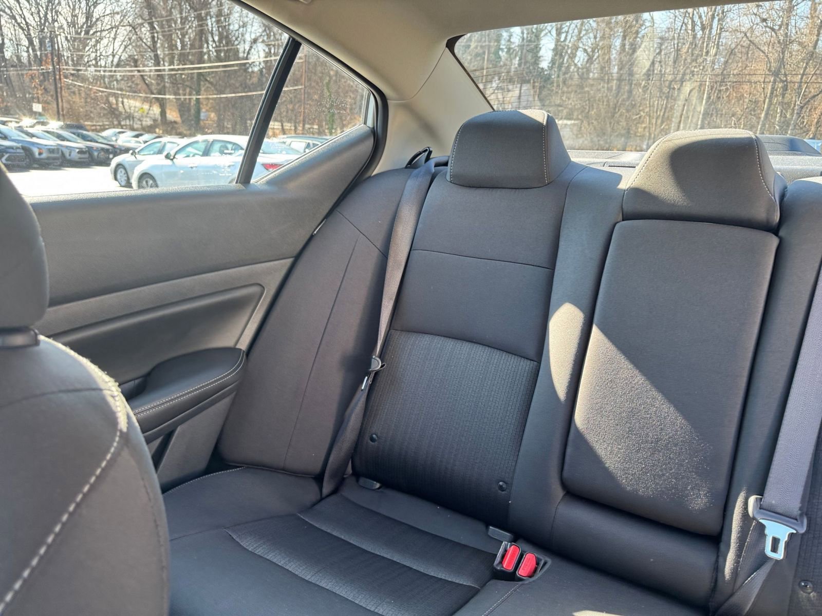 Used 2025 Nissan Altima 2.5 SV image 33