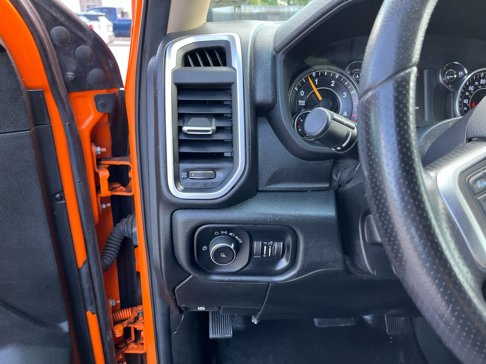 Used 2019 RAM 2500 Big Horn AWD/4WD image 12