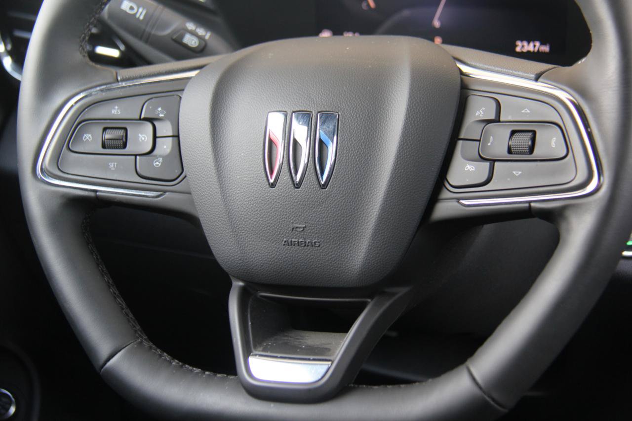 Used 2026 Buick Envista Sport Touring w/ Convenience I Package FWD image 12