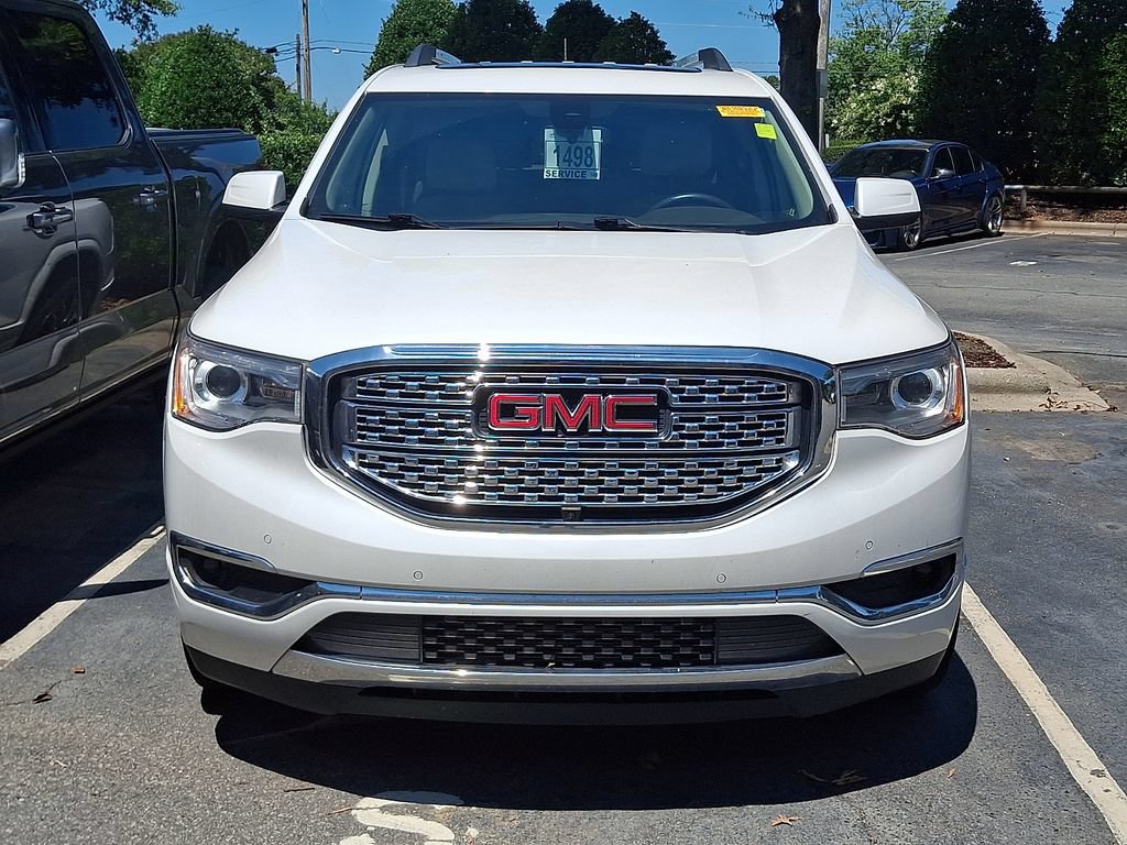 Used 2018 GMC Acadia Denali w/ Technology Package FWD image 2