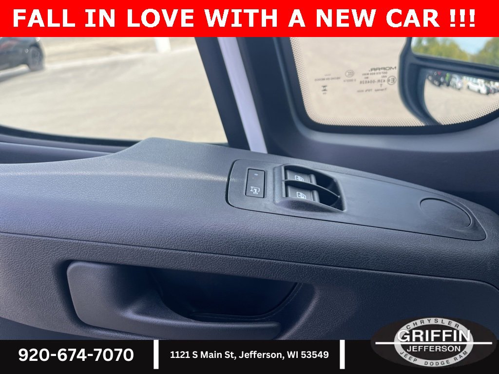 Used 2024 RAM ProMaster 2500 image 13