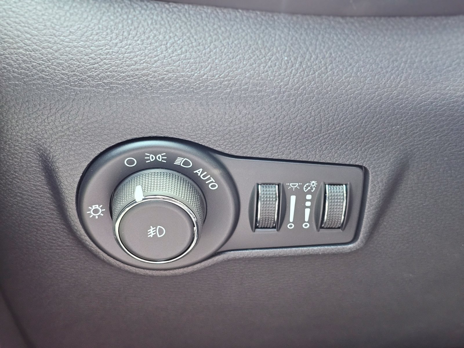 New 2026 Jeep Compass Trailhawk AWD/4WD image 19