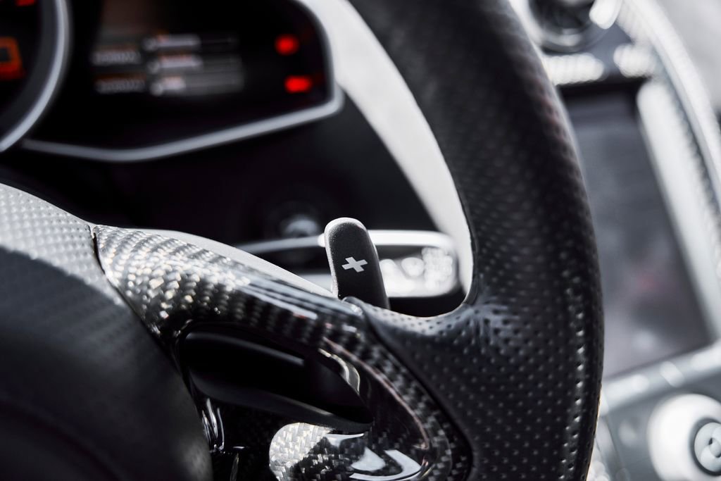 Used 2012 McLaren MP4-12C Coupe RWD image 49