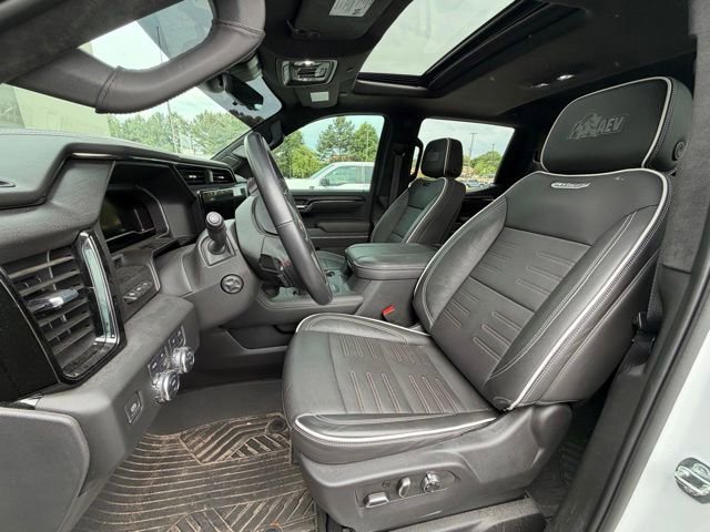 Used 2023 GMC Sierra 1500 AT4X w/ AT4X AEV Edition AWD/4WD image 8