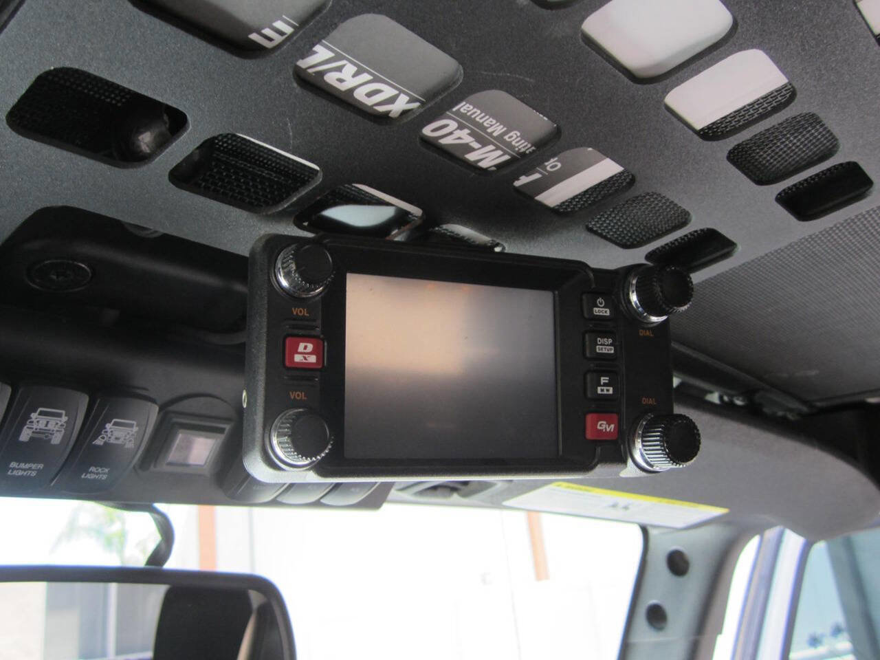 Used 2017 Jeep Wrangler Unlimited Rubicon AWD/4WD image 37