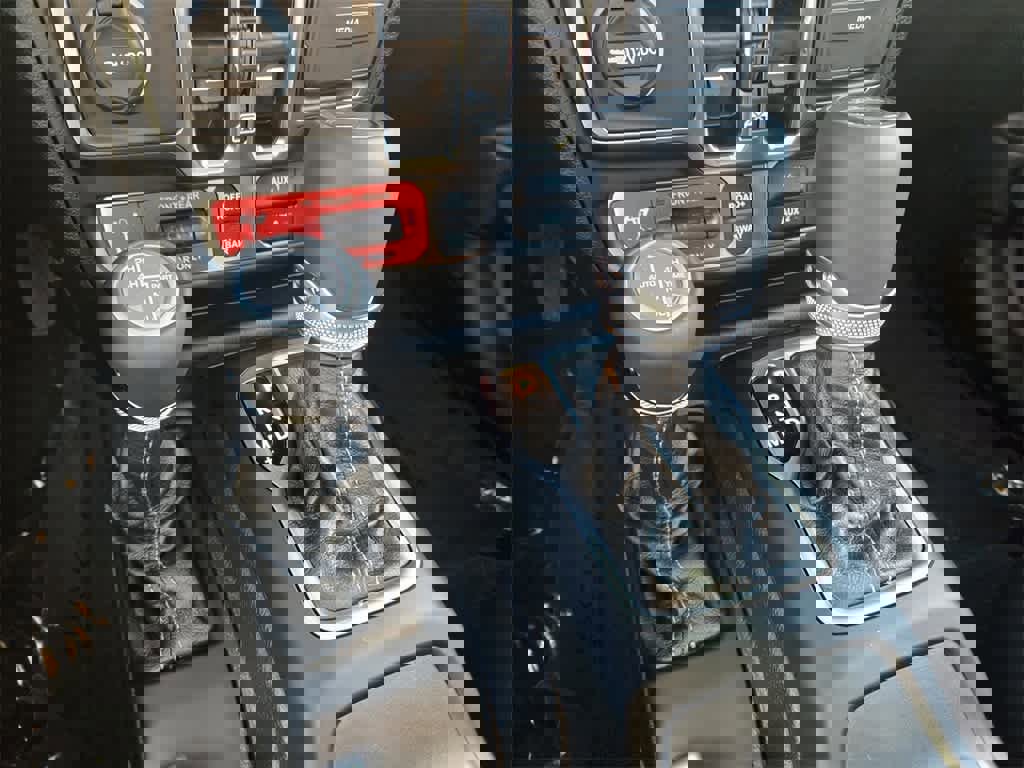 New 2025 Jeep Gladiator Rubicon image 16