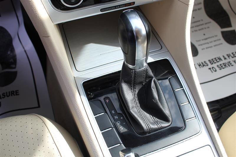 Used 2012 Volkswagen Passat 2.5 SE image 20