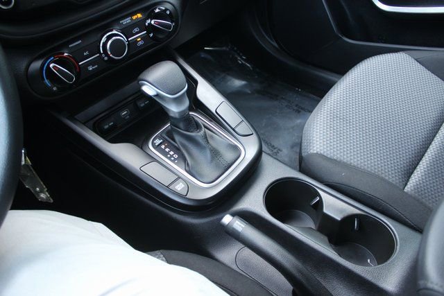 Used 2023 Kia Soul LX w/ LX Technology Package image 10