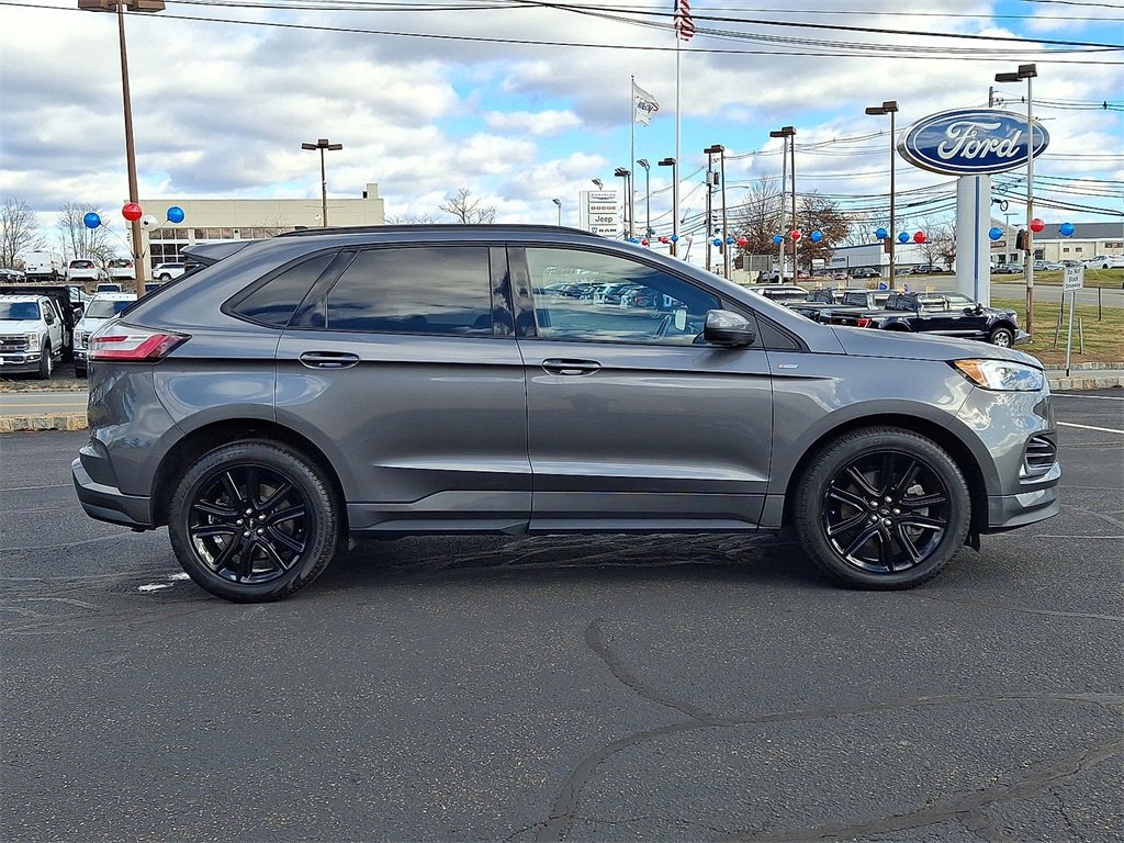 Used 2022 Ford Edge ST-Line image 26